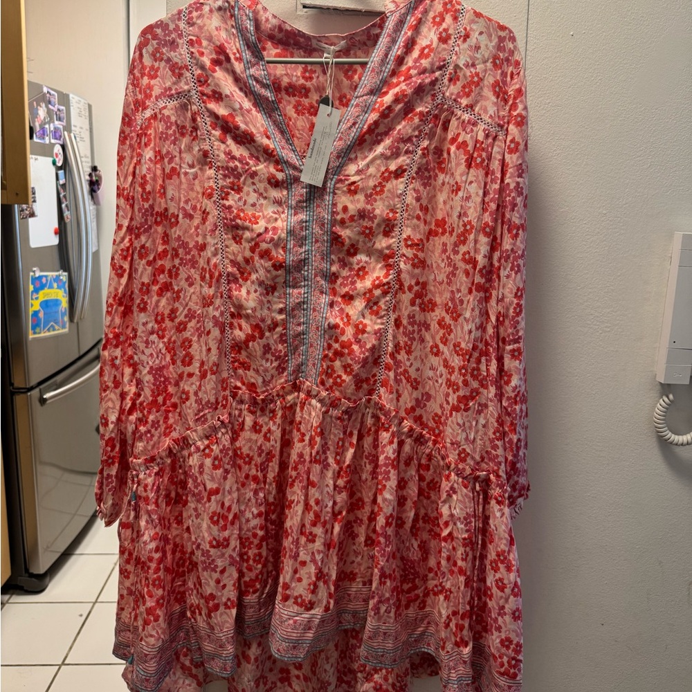 Floral Red and White Women's Top